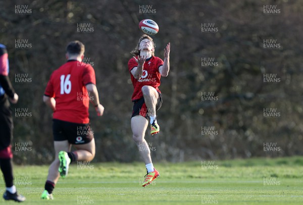 260124 - Wales Rugby Training against the U20s team - Aidan Boshoff 