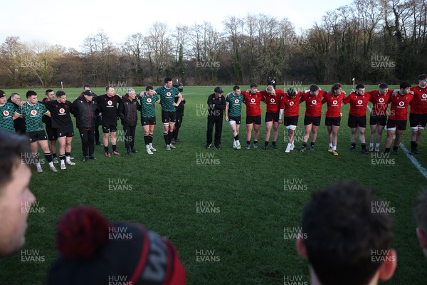 260124 - Wales Rugby Training against the U20s team - Team huddle with both sides