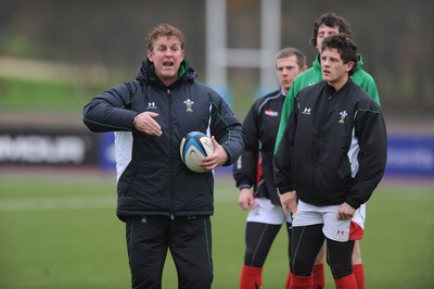 24.11.09 - Wales Sevens Rugby Training - Conditioning coach Huw Wiltshire during training. 