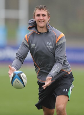 24.11.09 - Wales Sevens Rugby Training - Ashley Beck during training. 
