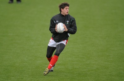 24.11.09 - Wales Sevens Rugby Training - Lloyd Williams in action during training. 