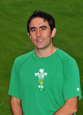 15.09.10-Wales Sevens Squad and Management. Ben Searle. 