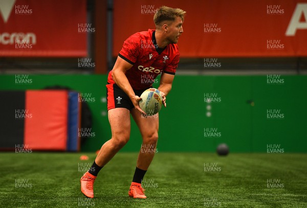 130522 - Wales Sevens Rugby Training - Tyler Morgan