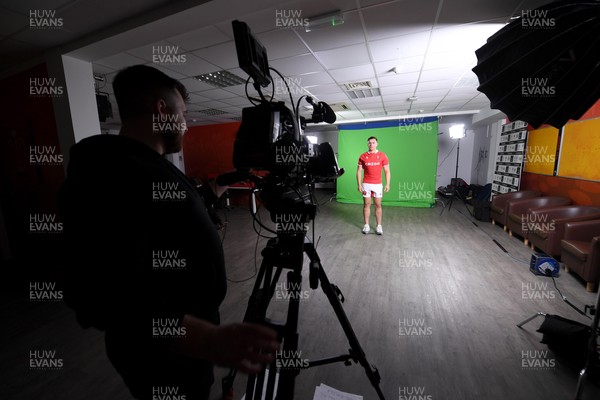 181021 - Wales Rugby Squad First Day of Camp - Taine Basham films green screen during Wales Rugby Squad first day of camp