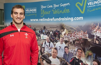 Wales Stars visit Velindre Hospital 281112