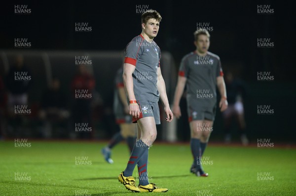 180315 - Wales Students v British Police -