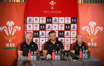 090517 - Wales Rugby Tour Squad Announcement - Wales Tour captain Jamie Roberts, with coaches Robin McBryde, left and Shaun Edwards, at the announcement of the Wales Summer Tour Squad for the matches against Tonga and Samoa