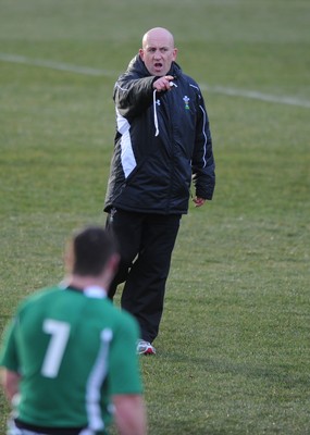 01.02.10 - Wales Rugby Training - Wales defence coach Shaun Edwards makes a point during training. 