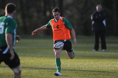 01.02.10 - Wales Rugby Training - Lee Byrne in action during training. 