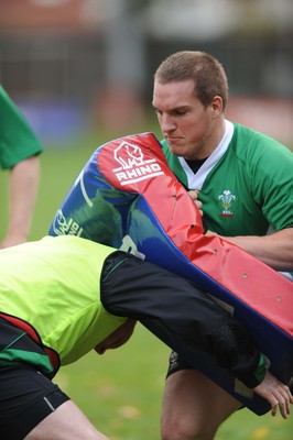 03.11.08 ... Wales Rugby Training session, Sophia Gardens, Cardiff -  Gethin Jenkins during training session 