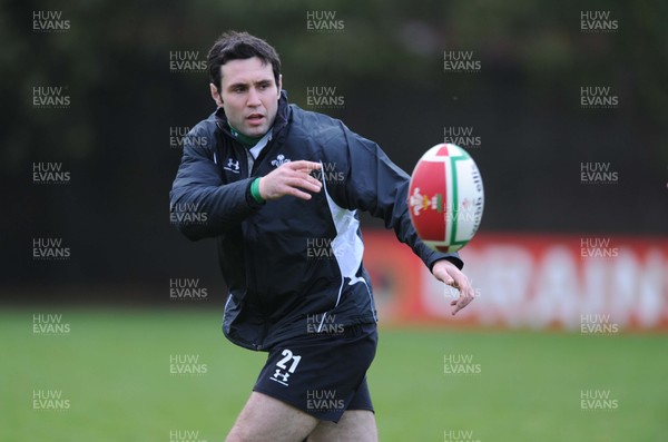 03.11.08 ... Wales Rugby Training session, Sophia Gardens, Cardiff -  Stephen Jones during training session 