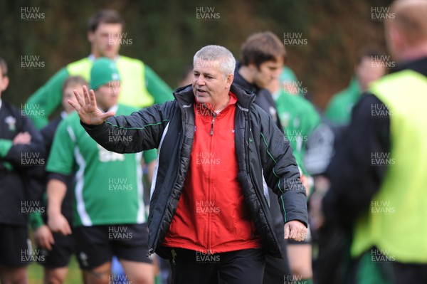 03.11.08 - Wales Rugby Training - Wales Coach, Warren Gatland makes a point during training. 