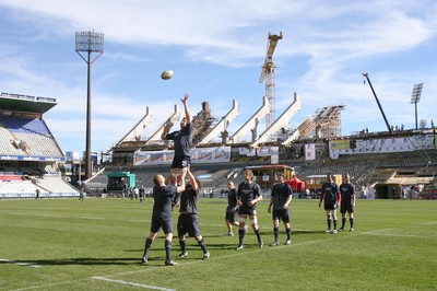 06.06.08 Wales rugby in S.Africa... Wales Ian Gough practises lineouts  during the Captains Run at  the stadium in Bloemfontein which is still being renovated.   
