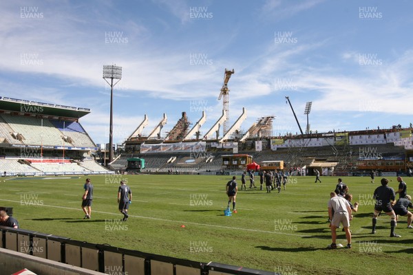 06.06.08 Wales rugby in S.Africa... Wales players limber up during the Captains Run at  the stadium in Bloemfontein which is still being renovated.   