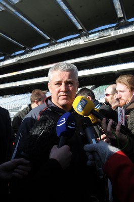07.03.08 - Wales Rugby Training - Wales Coach, Warren Gatland talks to reporters on his arrival at Croke Park 