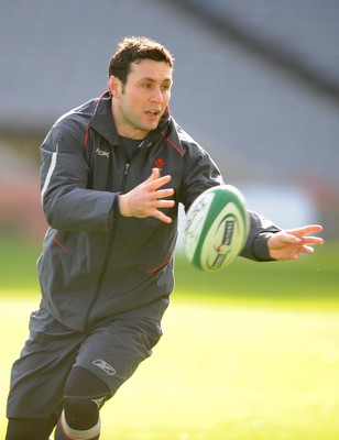 07.03.08 - Wales Rugby Training - Stephen Jones in action during training 