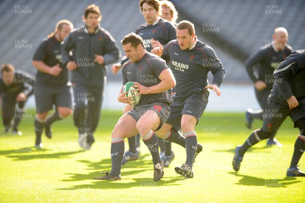 07.03.08 - Wales Rugby Training - Huw Bennett in action during training 