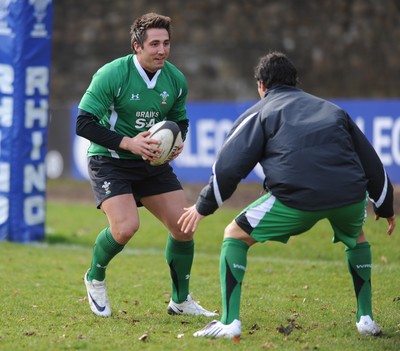 09.03.09 - Wales Rugby Training - Gavin Henson(L) and Mike Phillips in action during training. 