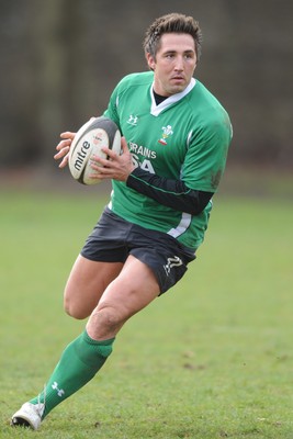 09.03.09 - Wales Rugby Training - Gavin Henson in action during training. 