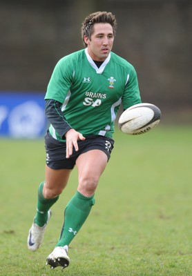 09.03.09 - Wales Rugby Training - Gavin Henson in action during training. 