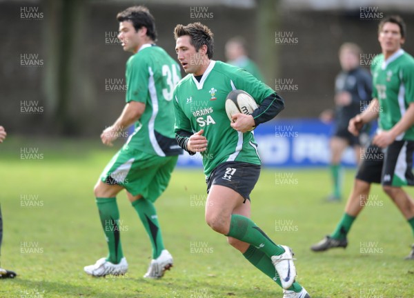 09.03.09 - Wales Rugby Training - Gavin Henson in action during training. 