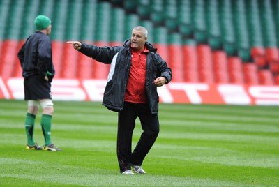 12.02.09 - Wales Rugby Training - Wales coach, Warren Gatland makes a point during training. 