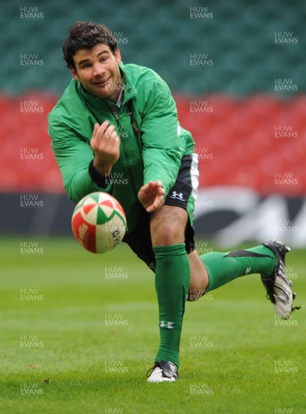 12.02.09 - Wales Rugby Training - Mike Phillips in action during training. 