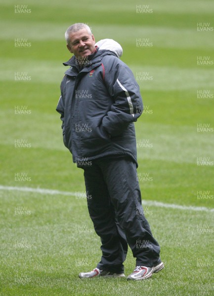 14.02.08 - Wales Rugby Training - Wales Coach, Warren Gatland all smiles during training 