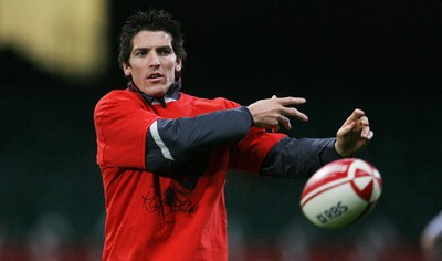14.03.08 Wales rugby training... James Hook during training at the Millennium Stadium. Pics by Huw Evans, Cardiff