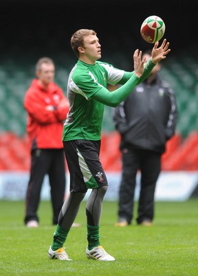 19.03.10 - Wales Rugby Training - Tom Prydie during training. 