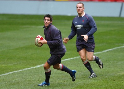 22.11.07 - Wales Rugby Training - James Hook in action during training 