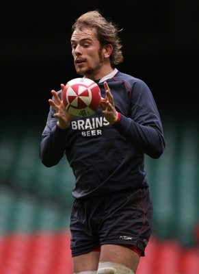 22.11.07 Wales rugby training... Alun Wyn Jones during training at the Millennium Stadium in Cardiff. 