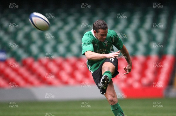 25.02.09 - Wales Rugby Training -  Lee Byrne gets in some kicking practice during training 