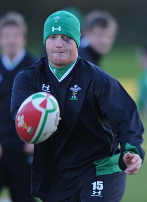 25.11.08 - Wales Rugby Training - Martyn Williams in action during training 