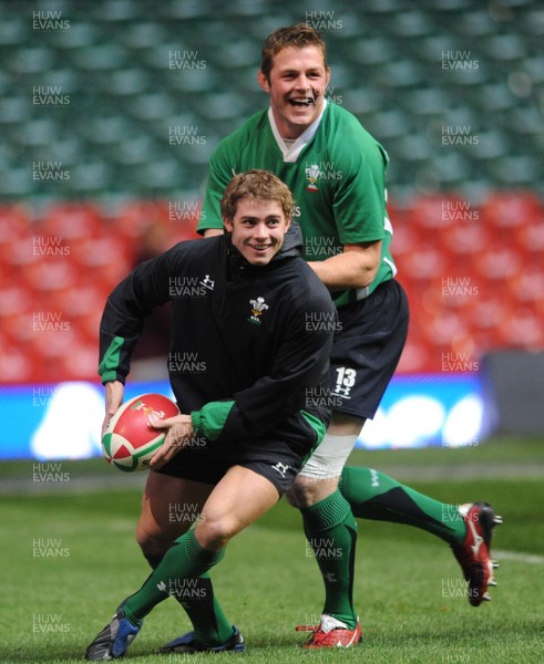 28.11.08 - Wales Rugby Training - Leigh Halfpenny is caught by Dafydd Jones during training 