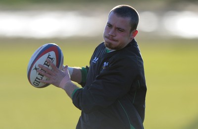 29.01.10 - Wales Rugby Training - Richie Rees during training. 