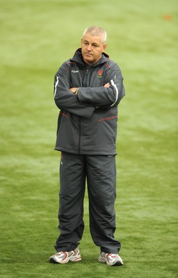31.01.08 - Wales Rugby Training - Wales Coach, Warren Gatland during training 