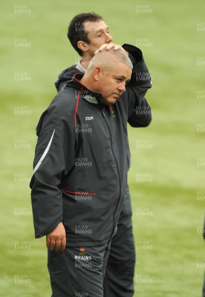 31.01.08 - Wales Rugby Training - Wales Coach, Warren Gatland during training 