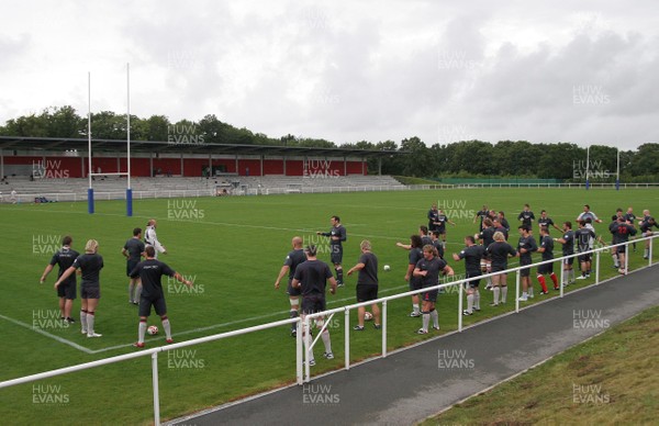 23.07.07 Wales World Cup Squad Training, St. Nazaire, France Wales warm up during Wales' training camp at St. Nazaire RFC Darren Griffiths/