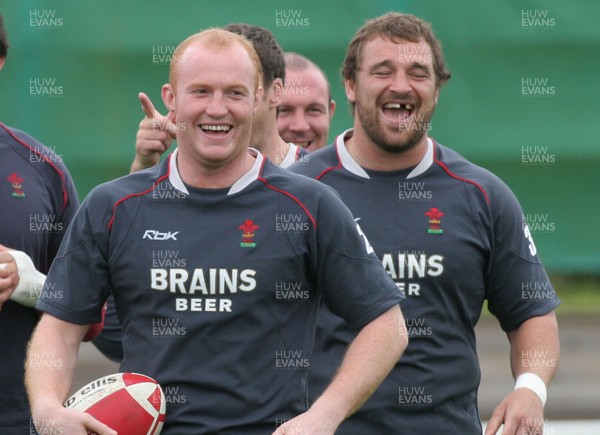 23.07.07 Wales World Cup Squad Training, St. Nazaire, France Martyn Williams(L) & Chris Horsman share a joke at the Welsh team training camp in St.  Nazaire, France Darren Griffiths/