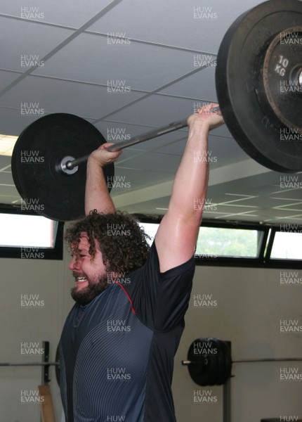24.07.07 Wales World Cup Squad Training, St. Nazaire, France Adam Jones feels the strain as The Welsh team take a session in the gym at their training camp in St. Nazaire, France. Darren Griffiths/