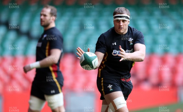 030216 - Wales Rugby Training - Jake King during training