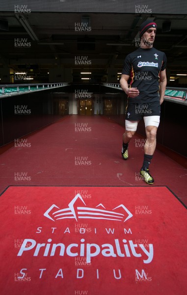 030216 - Wales rugby training session, Principality Stadium - Wales captain Sam Warburton makes his way out into the Principality Stadium for the first training session at the newly named stadium