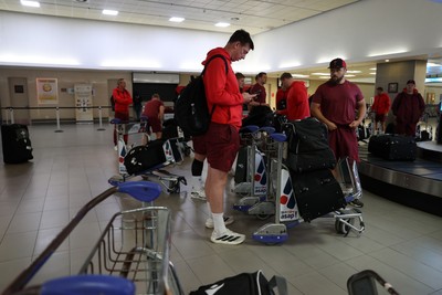 130726 - Wales Rugby team travel to South Africa from Argentina - Adam Beard