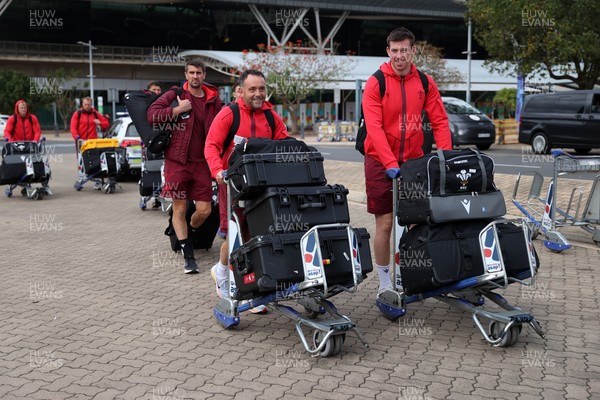 130726 - Wales Rugby team travel to South Africa from Argentina - Matt Sherratt and Adam Beard