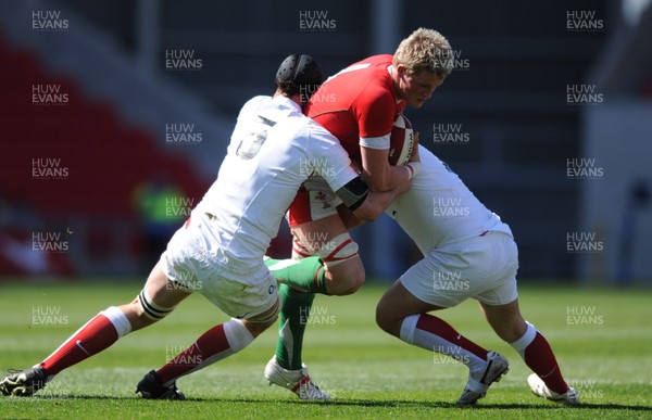 12.04.09 - Wales Under 16s v England Under 16s - 4 Nations Under 16/17 Tournament 2009 - Wales' Jon Gardiner. 