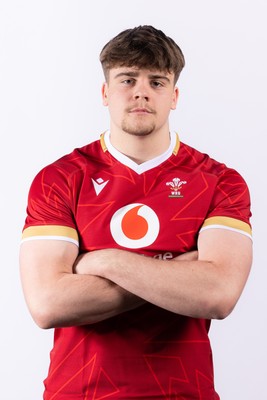 090325  Wales Men U18 Squad Portraits - Alfie Prygodzicz