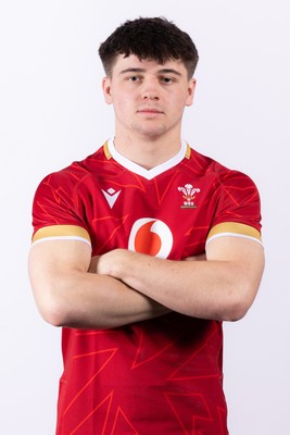 090325  Wales Men U18 Squad Portraits - Cai Gealy