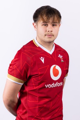 090325  Wales Men U18 Squad Portraits - Carwyn Jones