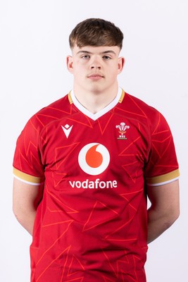 090325  Wales Men U18 Squad Portraits - Cerrig Smith